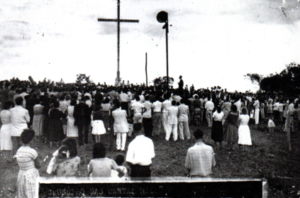 Cruzeiro das Missões inaugurado em 1959 para marcar passagem dos missionarios pela Paróquia